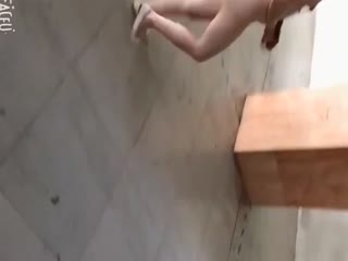 爆操全裸白虎美穴